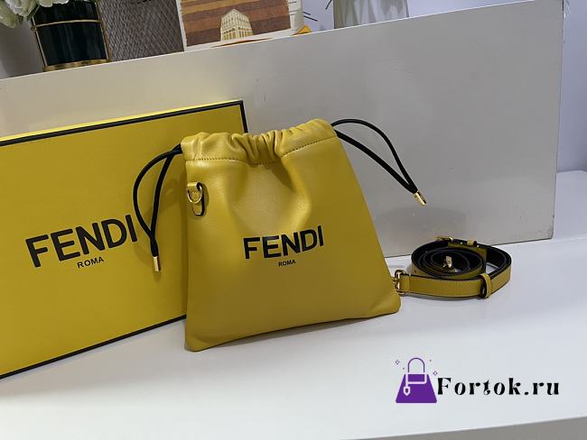 Fendi Pack Small Pouch Yellow Nappa Leather 24x24x2cm - 1