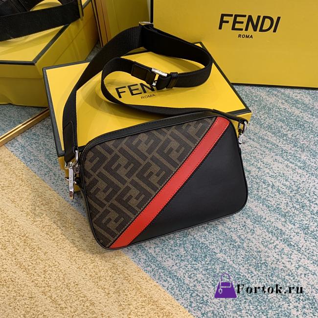 Fendi Camera Case Red Fabric Bag 7M0286 22x15x4.5cm - 1