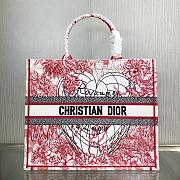 Dior Large Book Tote Red and White D-Royaume d'Amour Embroidery M1286 41.5x38x18cm - 1