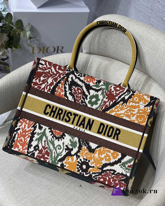 Dior Small Paisley Pattern Embroidery M1296 36.5x28cm - 1