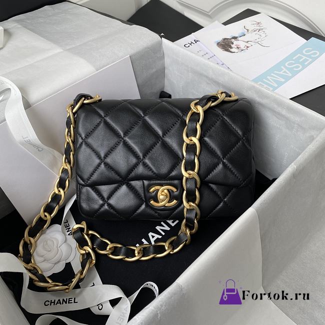 Chanel Flap Bag With Big Chain Leather Black 22×5×15.5cm - 1