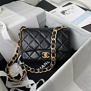 Chanel Flap Bag With Big Chain Leather Black 22×5×15.5cm - 1