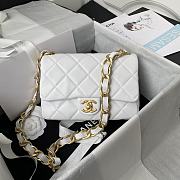Chanel Flap Bag With Big Chain Leather White 22×5×15.5cm - 1