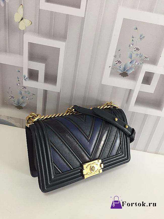 Chanel Medium Chevron Mix Leather Flap Boy Bag Blue A67086 25x16x9cm - 1