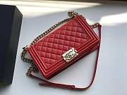 Chanel Medium Old Classic Boy Bag Lambskin Red A67086 25 cm - 5