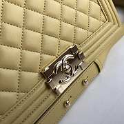 Chanel Medium Old Classic Boy Bag Lambskin Sunshine Yellow A67086 25 cm - 2