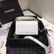 Chanel Small Original Lambskin Leather Boy Flap Bag White 20cm - 2