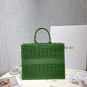 Dior Book Tote Green Cannage Embroidery 41cm - 5