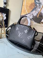 Louis Vuitton Petit Palais Monogram Pattern Black M58916 29x18x12.5cm - 6