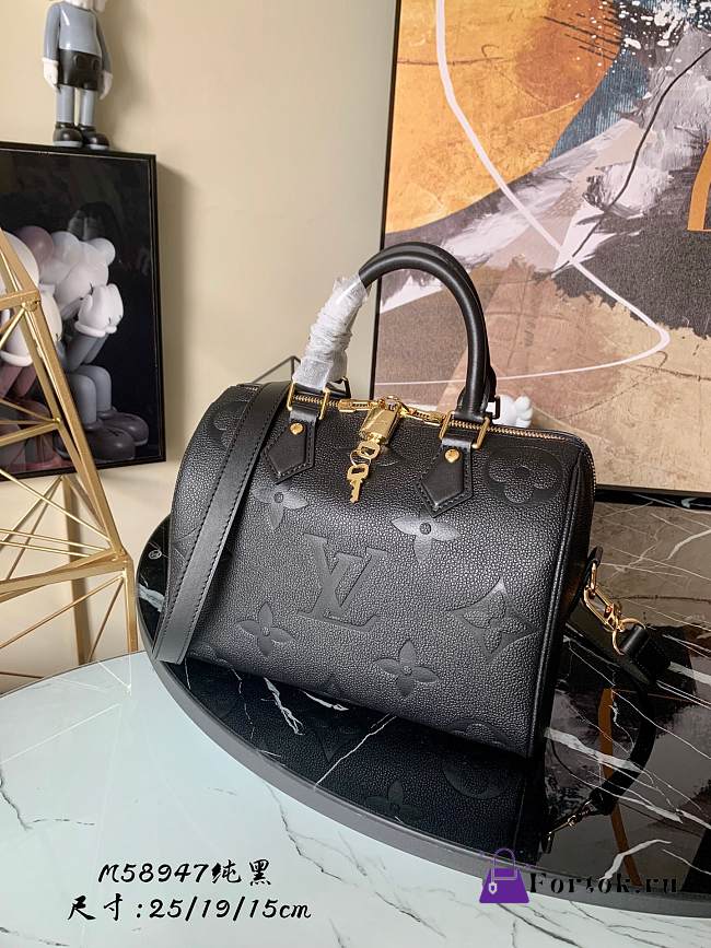 Louis Vuitton Speedy Bandoulière 25 Monogram Pattern Black M59273 25x19x15cm - 1
