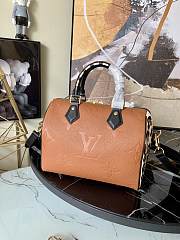 Louis Vuitton Speedy Bandoulière 25 Monogram Empreinte Caramel M45840 25x19x15cm - 3