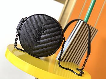 Ysl Vinyle Round Camera Bag In Chevron-Quilted Grain De Poudre Embossed Leather Black 6104361 17x17x5.5cm