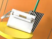 Ysl Small Manhattan Shoulder Bag Leather White 6756260 24x17.5x6cm - 1