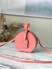 Louis Vuitton Petite Boite Chapeau Crocodile Leather Tourmaline Rose N94160 17.5x16.5x7.5cm - 1