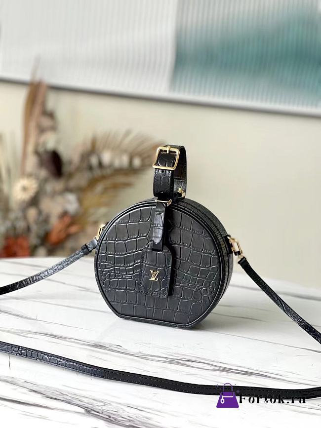 Louis Vuitton Petite Boite Chapeau Crocodile Leather Black N93597 17.5x16.5x7.5cm - 1