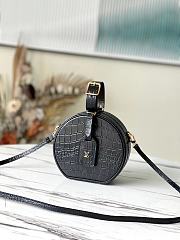 Louis Vuitton Petite Boite Chapeau Crocodile Leather Black N93597 17.5x16.5x7.5cm - 1