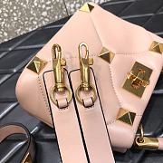 Valentino Small Roman Stud The Handle Bag In Nappa Rose Canelle B0I97BSF 20×9×15cm - 6