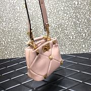 Valentino Small Roman Stud The Handle Bag In Nappa Rose Canelle B0I97BSF 20×9×15cm - 4