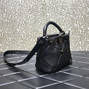 Valentino Small Roman Stud The Handle Bag In Nappa All Black B0I97BSF 20×9×15cm - 2