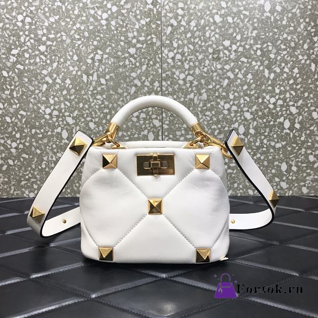 Valentino Small Roman Stud The Handle Bag In Nappa White B0I97BSF 20×9×15cm - 1