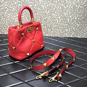 Valentino Small Roman Stud The Handle Bag In Nappa Red B0I97BSF 20×9×15cm - 6
