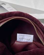 Bottega Veneta Velvet Shearling Bag Burgundy 680697 27x23x8cm - 5