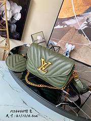 Louis Vuitton New Wave Multi Pochette Quilted Leather Khaki M56471 21x13x6.5cm - 1