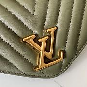 Louis Vuitton New Wave Multi Pochette Quilted Leather Khaki M56471 21x13x6.5cm - 3