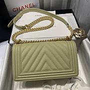 Chanel Medium Boy Bag Chevron Gold-tone Metal Grained Leather Olive Green A67086 25cm - 2