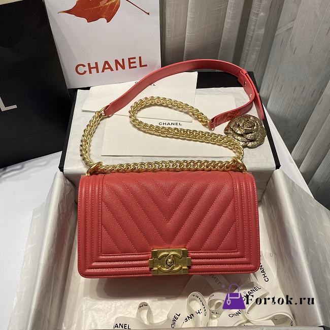 Chanel Medium Boy Bag Chevron Gold-tone Metal Grained Leather Peach A67086 25cm - 1