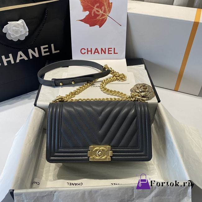 Chanel Medium Boy Bag Chevron Gold-tone Metal Grained Leather Dark Gray A67086 25cm - 1