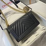 Chanel Medium Boy Bag Chevron Gold-tone Metal Grained Leather Dark Gray A67086 25cm - 4