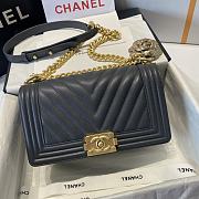 Chanel Medium Boy Bag Chevron Gold-tone Metal Grained Leather Dark Gray A67086 25cm - 5