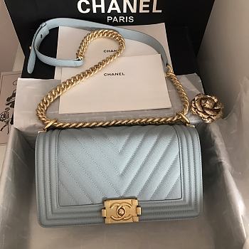 Chanel Medium Boy Bag Chevron Gold-tone Metal Grained Leather Cornflower A67086 25cm