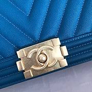 Chanel Medium Boy Bag Chevron Gold-tone Metal Grained Leather Ocean Blue A67086 25cm - 6