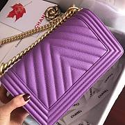 Chanel Medium Boy Bag Chevron Gold-tone Metal Grained Leather Light Purple A67086 25cm - 4