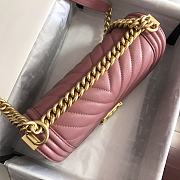 Chanel Medium Boy Bag Chevron Gold-tone Metal Grained Leather Powder Pink A67086 25cm - 4