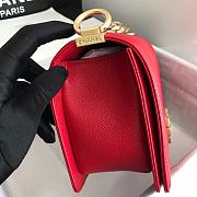 Chanel Medium Boy Bag Chevron Gold-tone Metal Grained Leather Red A67086 25cm - 3