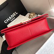 Chanel Medium Boy Bag Chevron Gold-tone Metal Grained Leather Red A67086 25cm - 5