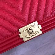 Chanel Medium Boy Bag Chevron Gold-tone Metal Grained Leather Red A67086 25cm - 6