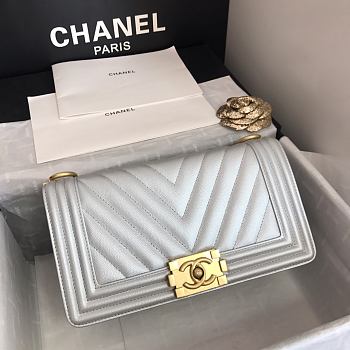 Chanel Medium Boy Bag Chevron Gold-tone Metal Grained Leather Light Gray A67086 25cm