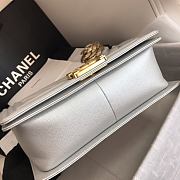 Chanel Medium Boy Bag Chevron Gold-tone Metal Grained Leather Light Gray A67086 25cm - 5