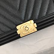 Chanel Medium Boy Bag Chevron Gold-tone Metal Grained Leather Black A67086 25cm - 4
