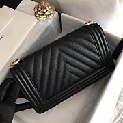 Chanel Medium Boy Bag Chevron Gold-tone Metal Grained Leather Black A67086 25cm - 3