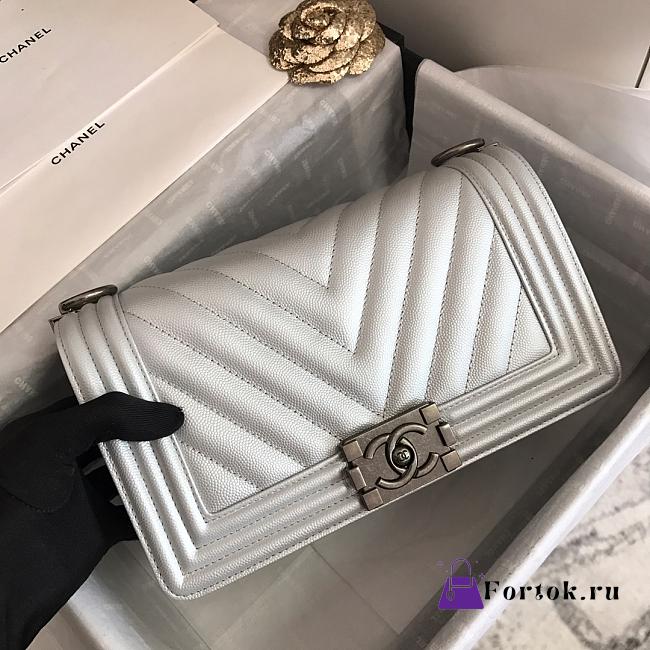 Chanel Medium Boy Bag Chevron Black-tone Metal Grained Leather Silver A67086 25cm - 1