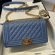 Chanel Medium Boy Bag Classic Gold-tone Metal Grained Leather Sky Blue A67086 25cm - 5