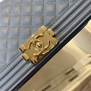 Chanel Medium Boy Bag Classic Gold-tone Metal Grained Leather Sky Blue A67086 25cm - 6