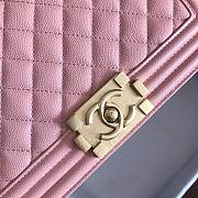 Chanel Medium Boy Bag Classic Gold-tone Metal Grained Leather Pink A67086 25cm - 4