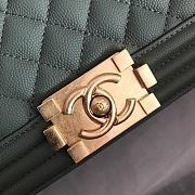 Chanel Medium Boy Bag Classic Gold-tone Metal Grained Leather Green A67086 25cm - 3