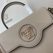 Versace Medium La Medusa Handbag Beige DBFI039 25x15x22cm - 2